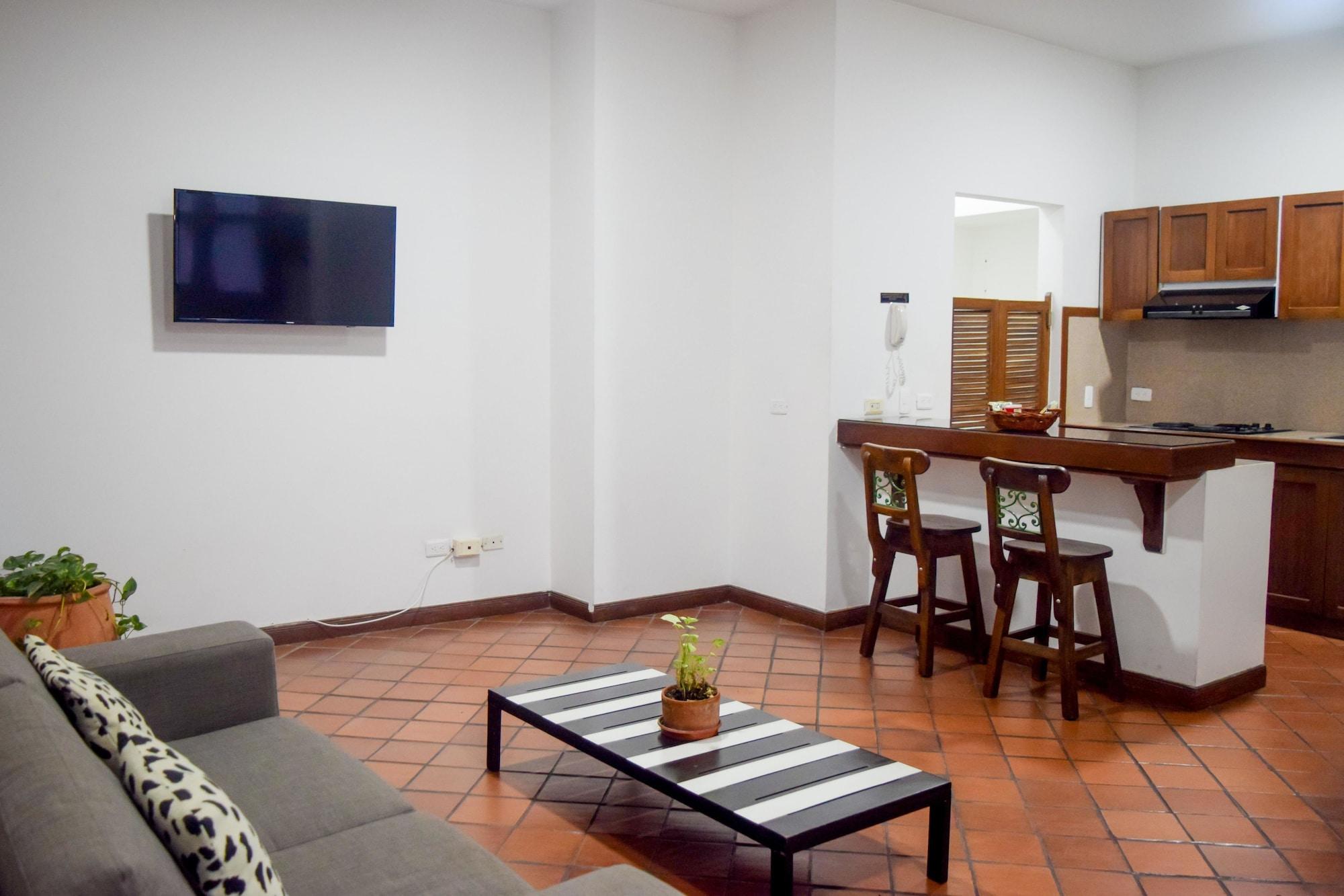 קאלי Hotel Colina De San Antonio מראה חיצוני תמונה