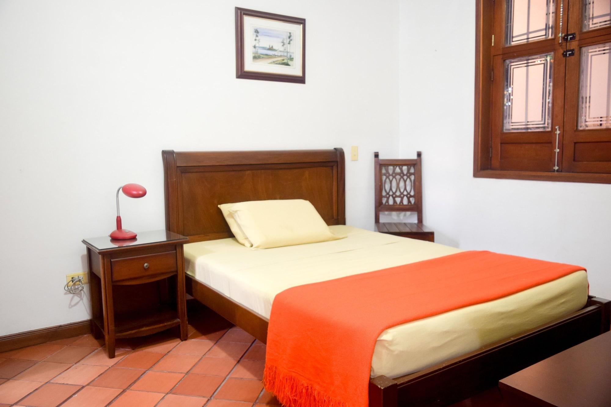 קאלי Hotel Colina De San Antonio מראה חיצוני תמונה